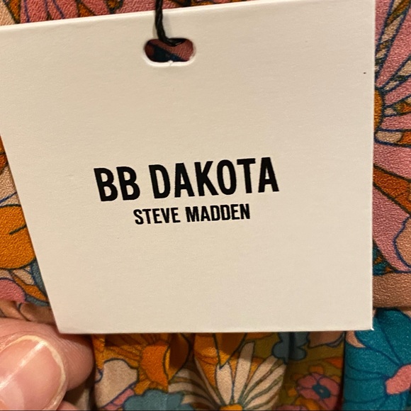 PERFECT FLORAL DRESS BY BB DAKOTA🌼NEW & IN STORE @ NORDSTROM $89 - Picture 8 of 8